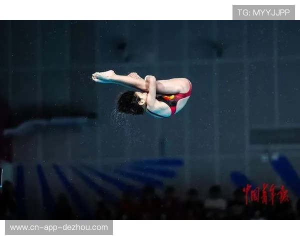 女子10米跳台陈芋汐断层领先,奥运冠军展实力 女子10米跳台陈芋汐断层领先,奥运冠军展实力